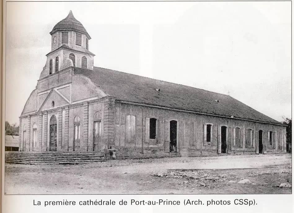 L’ancienne cathédrale de Port-au-Prince au Salon de la philatélie haïtienne